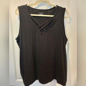 Size 18/20 Lane Bryant top with criss cross detailing